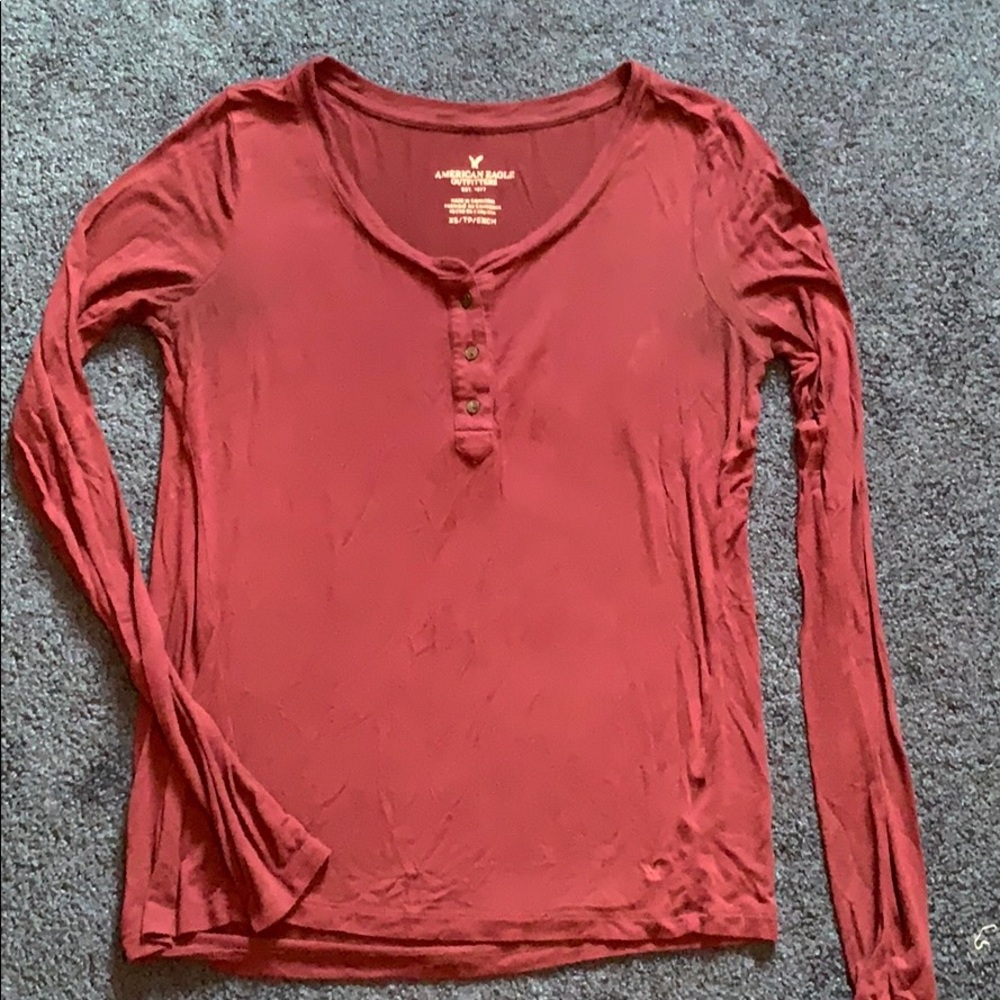 American eagle long sleeve shirt